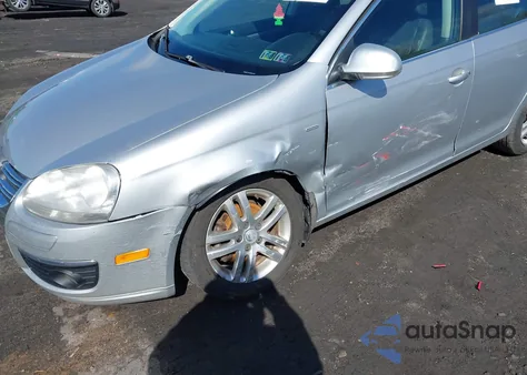 2007 Volkswagen Jetta Wolfsburg Edition from USA, damaged, VIN 3VWEF71KX7M067707